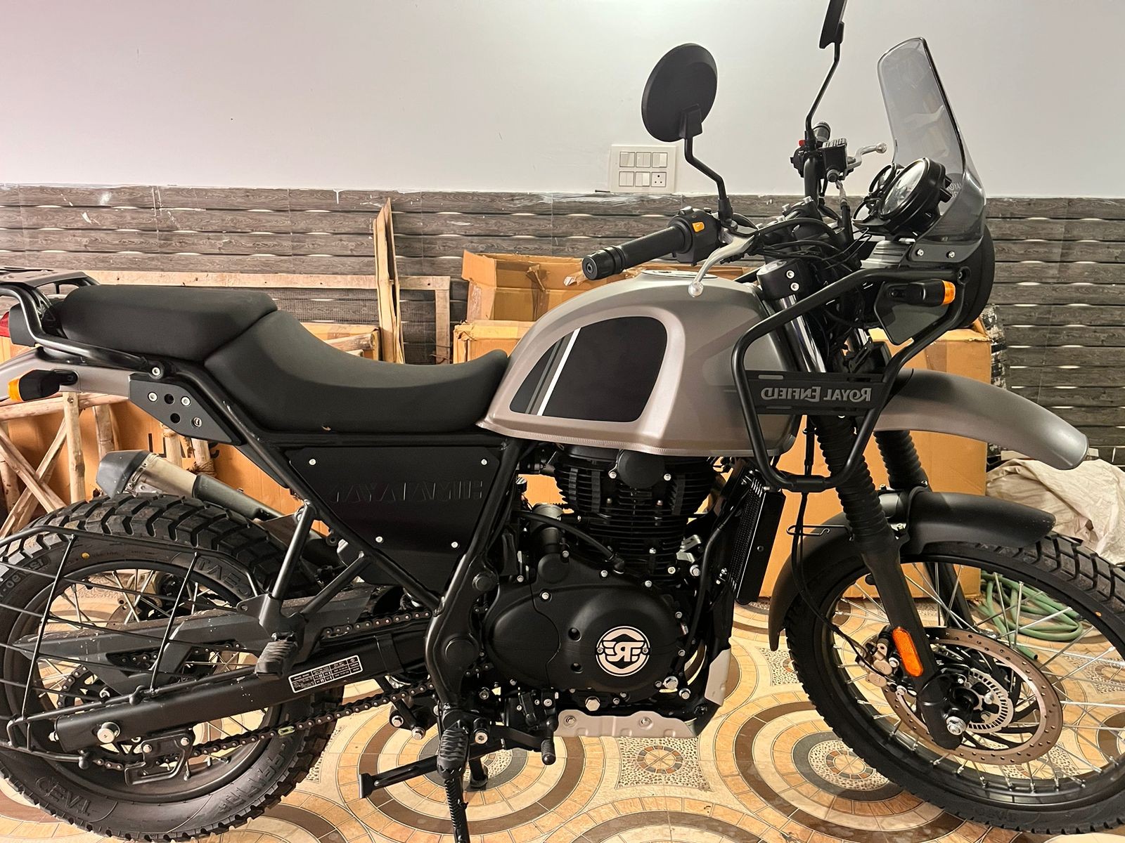 Himalayan on rent in Rishikesh