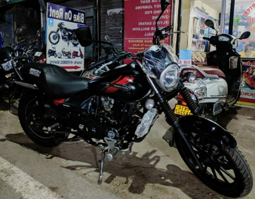 Bajaj Avanger on Rent in Rishikesh